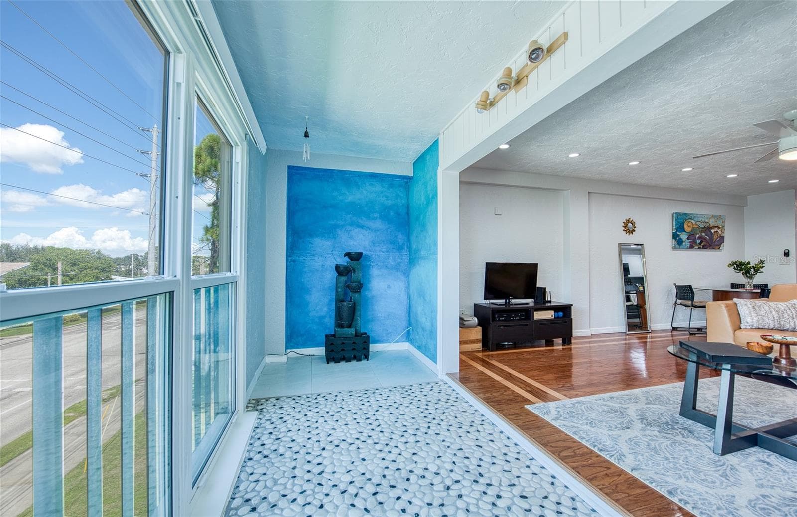 Condominium at 4681 1ST ST NE #301, ST PETERSBURG, photo 20 of 33