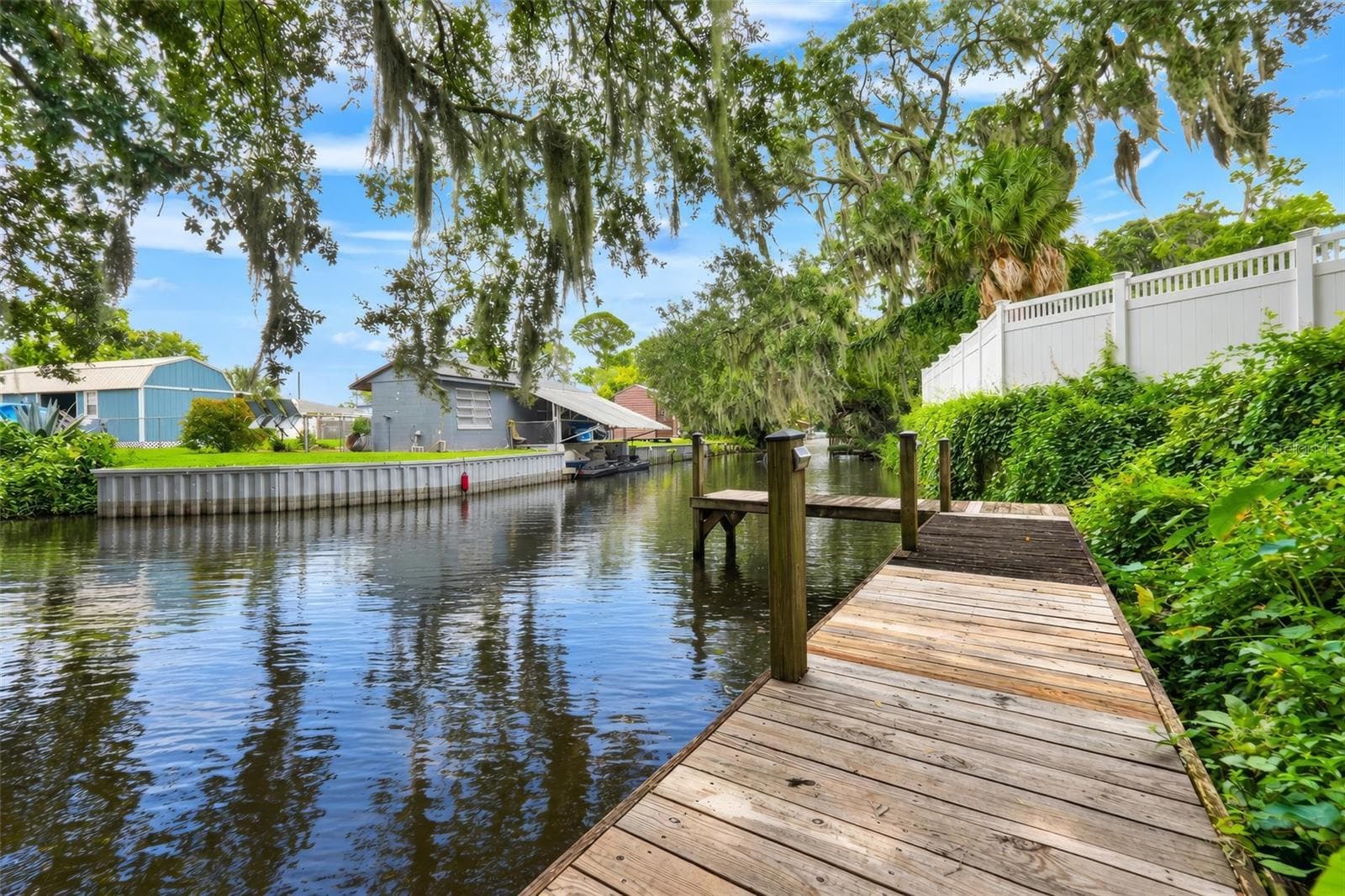 Single Family Residence at 31946 HARRIS RD, TAVARES, photo 43 of 46