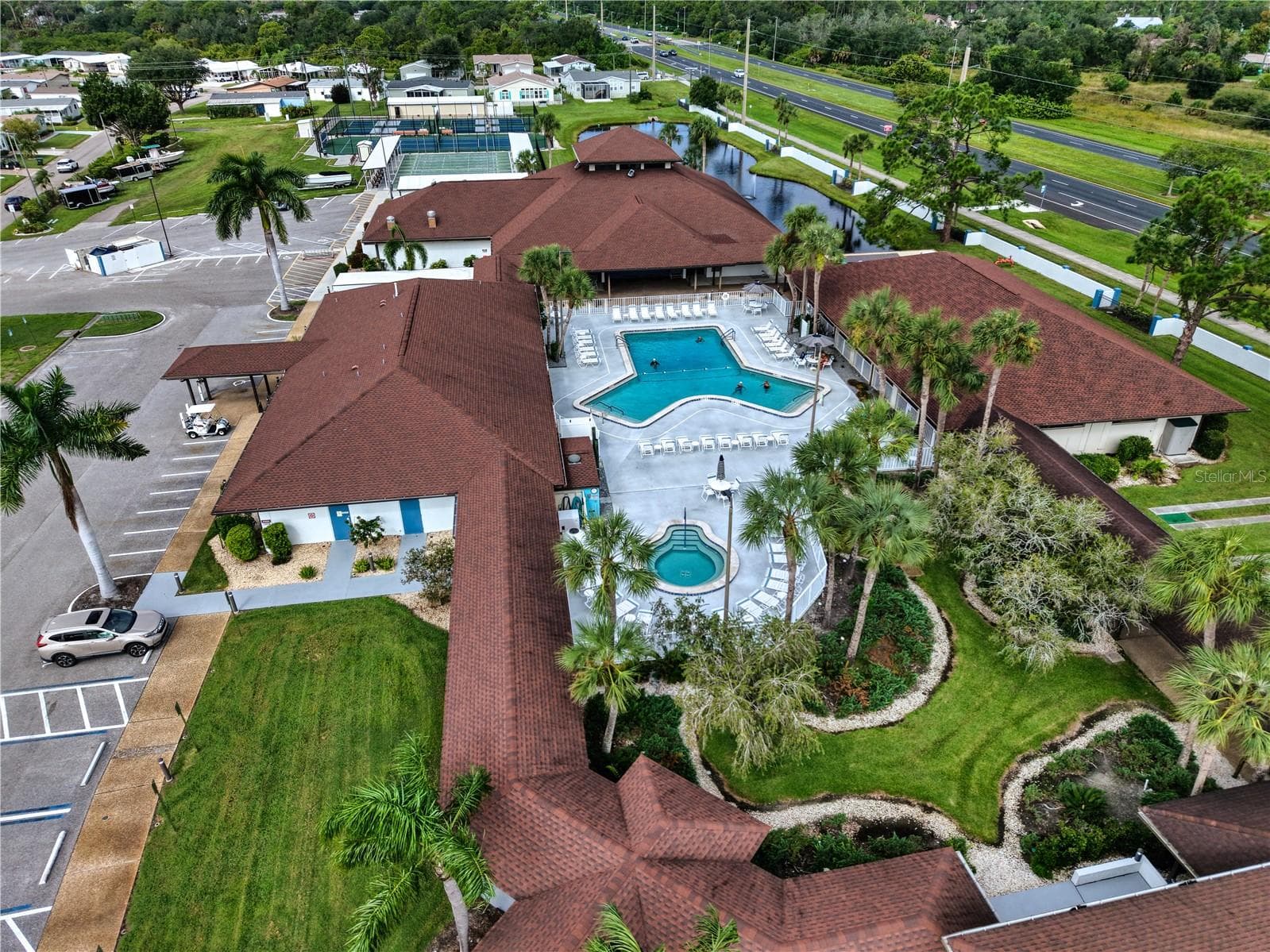 Manufactured Home at 273 CAPTAINS CT, NORTH PORT, photo 40 of 42