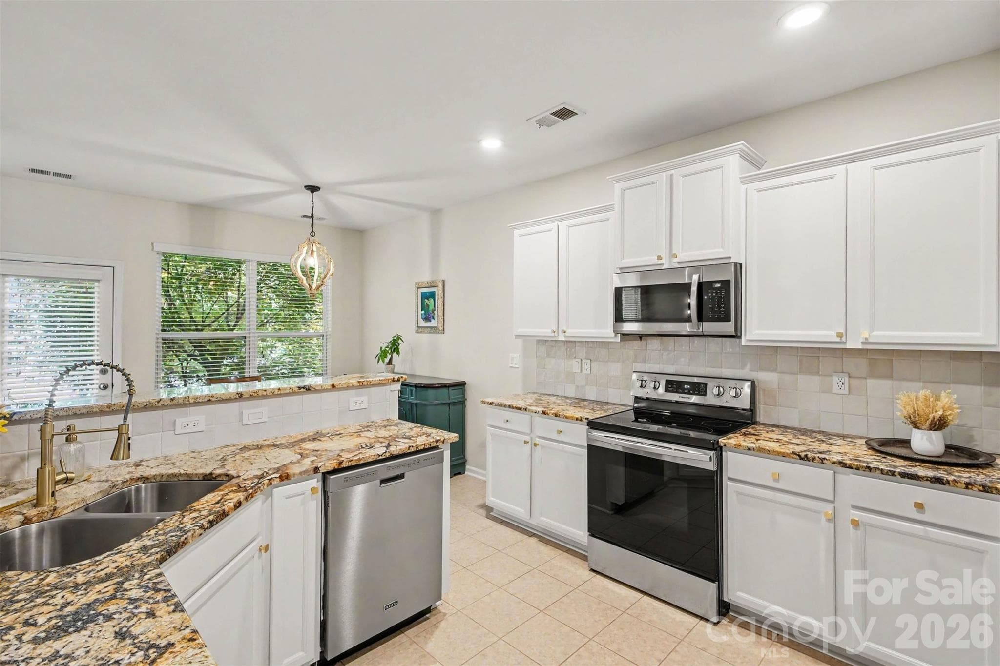Kitchen, SS appliances - 3324 Brackhill Street, Davidson