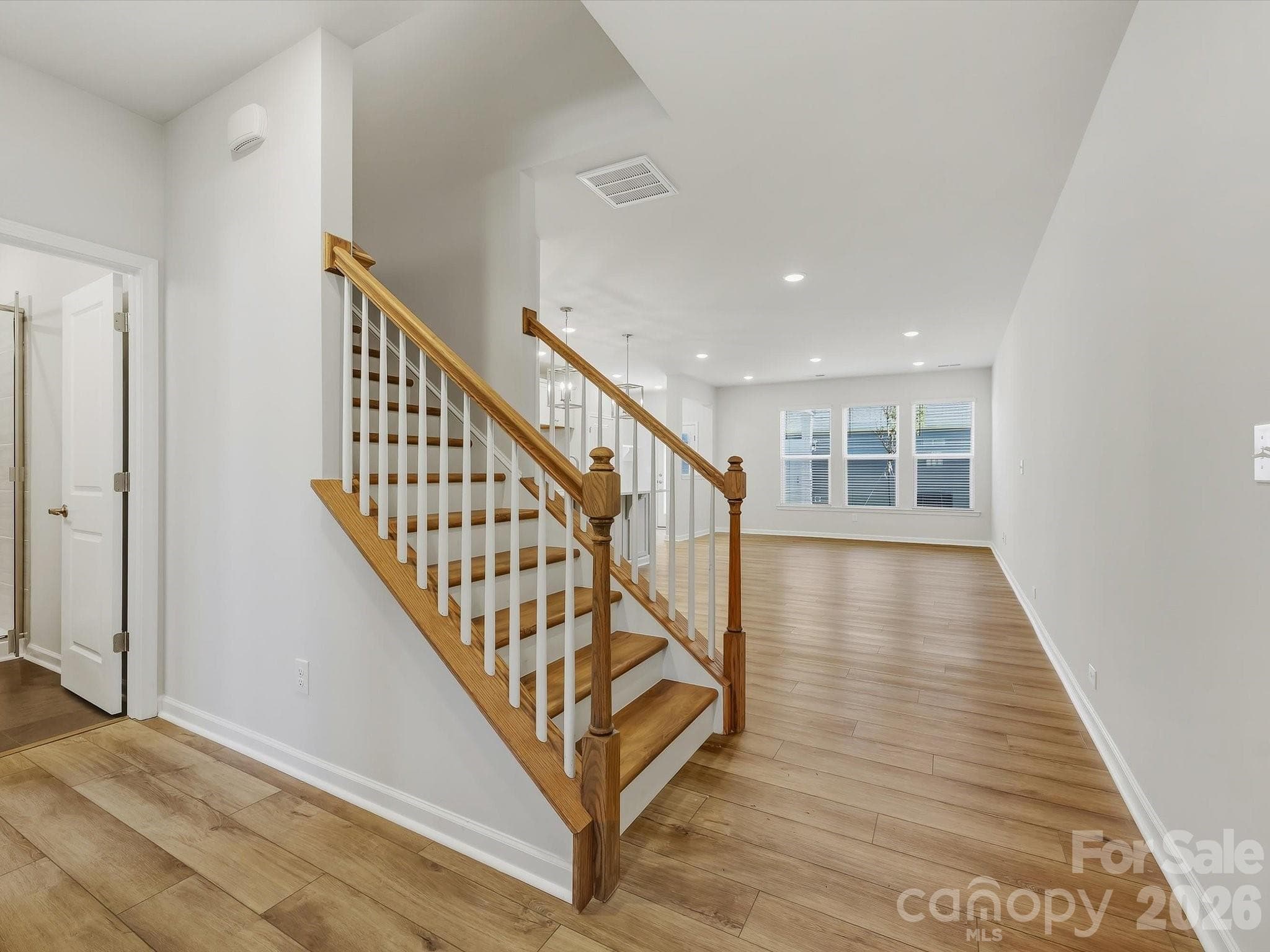 Townhouse at 10032 Mamillion Drive, Huntersville, photo 3 of 12