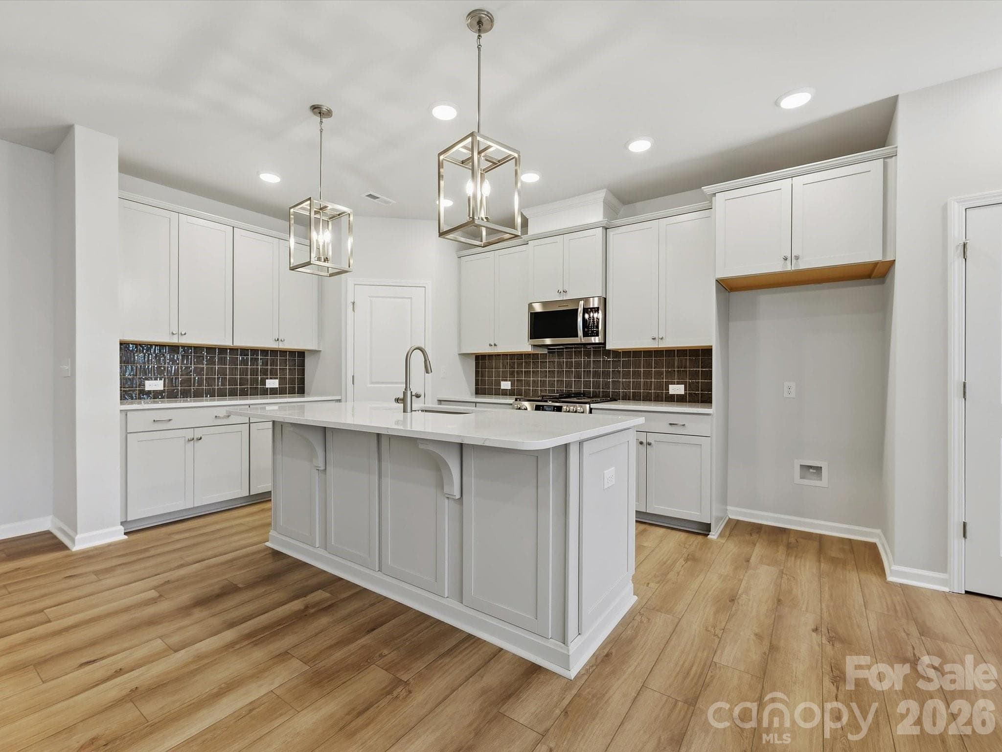 Townhouse at 10032 Mamillion Drive, Huntersville, photo 5 of 12