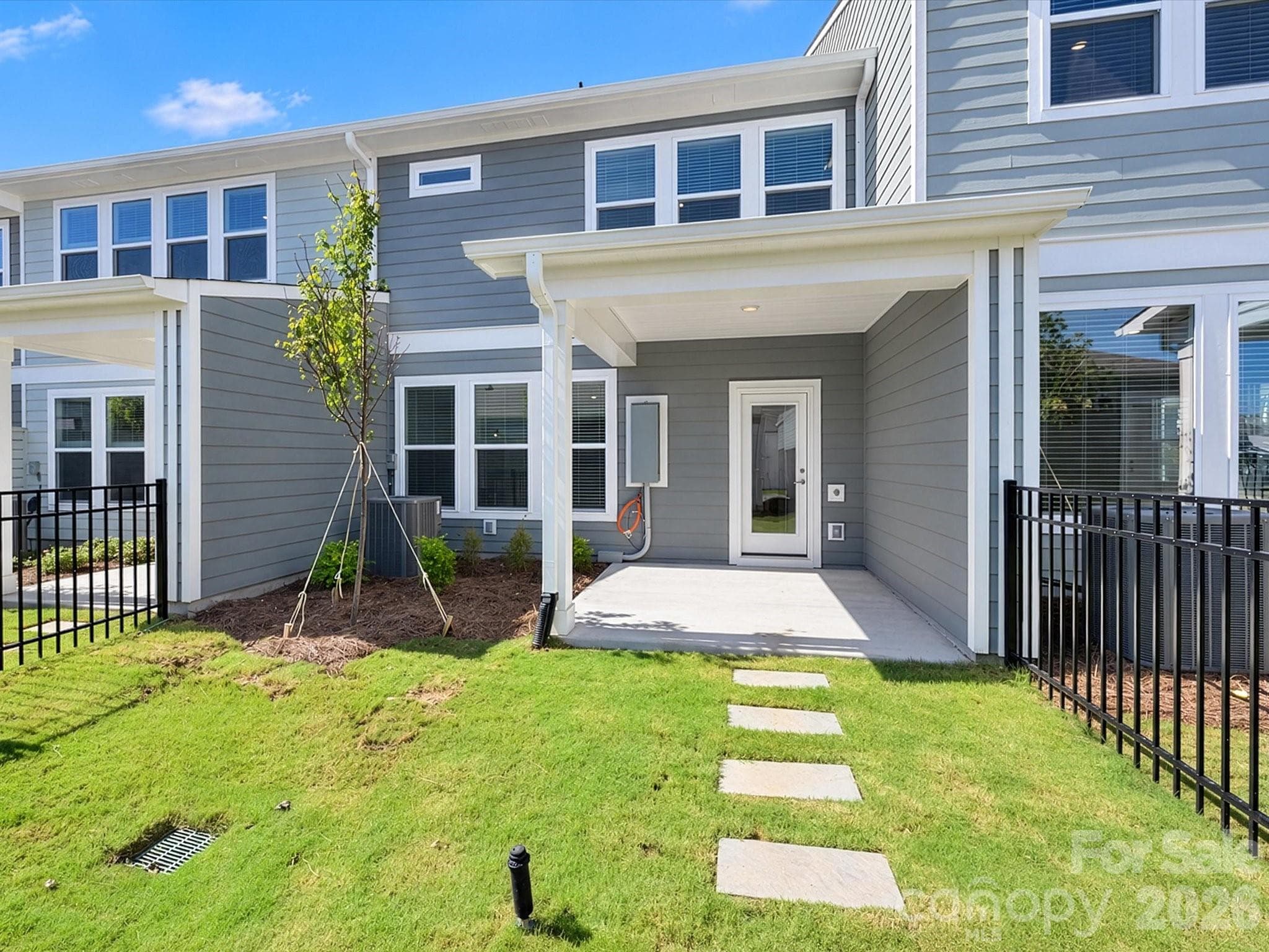 Townhouse at 10032 Mamillion Drive, Huntersville, photo 12 of 12