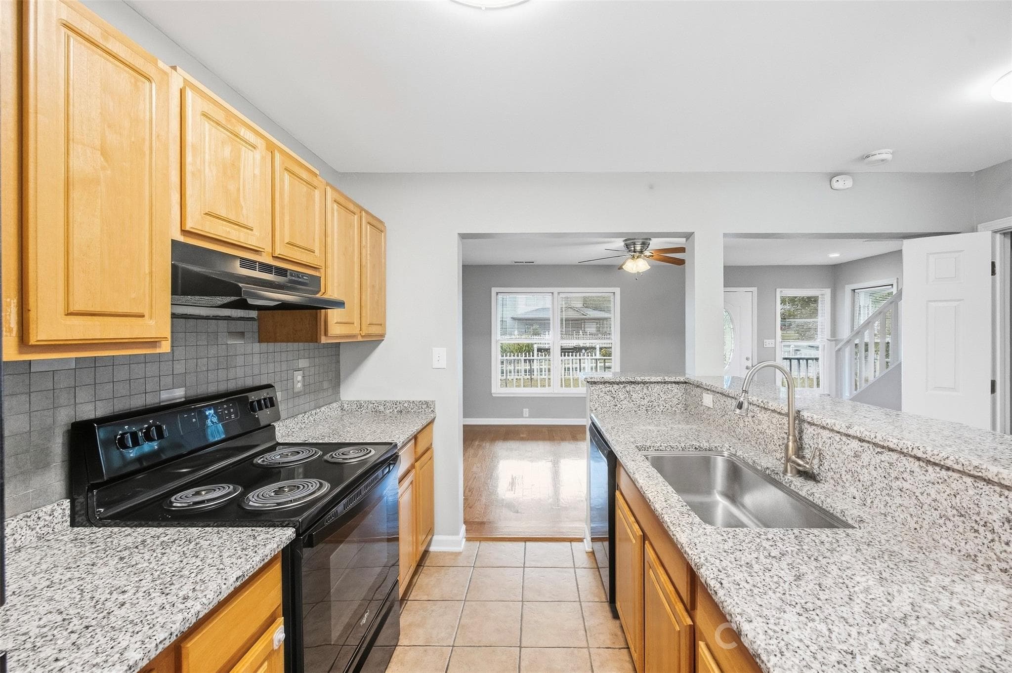 Townhouse at 1605 Begonia Way, Rock Hill, photo 13 of 24