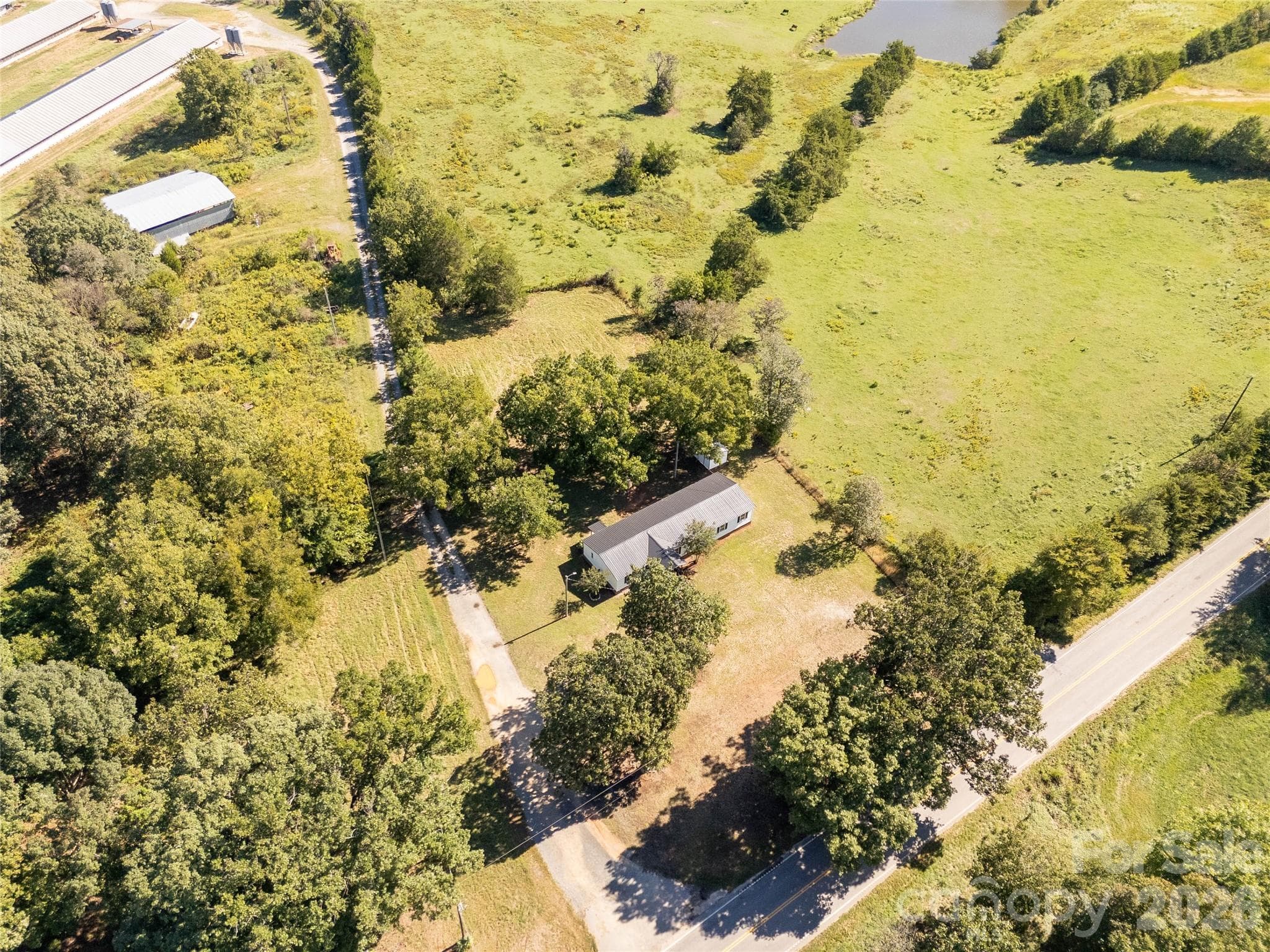 Single Family Residence at 6177 Shiloh Unity Road, Lancaster, photo 40 of 43