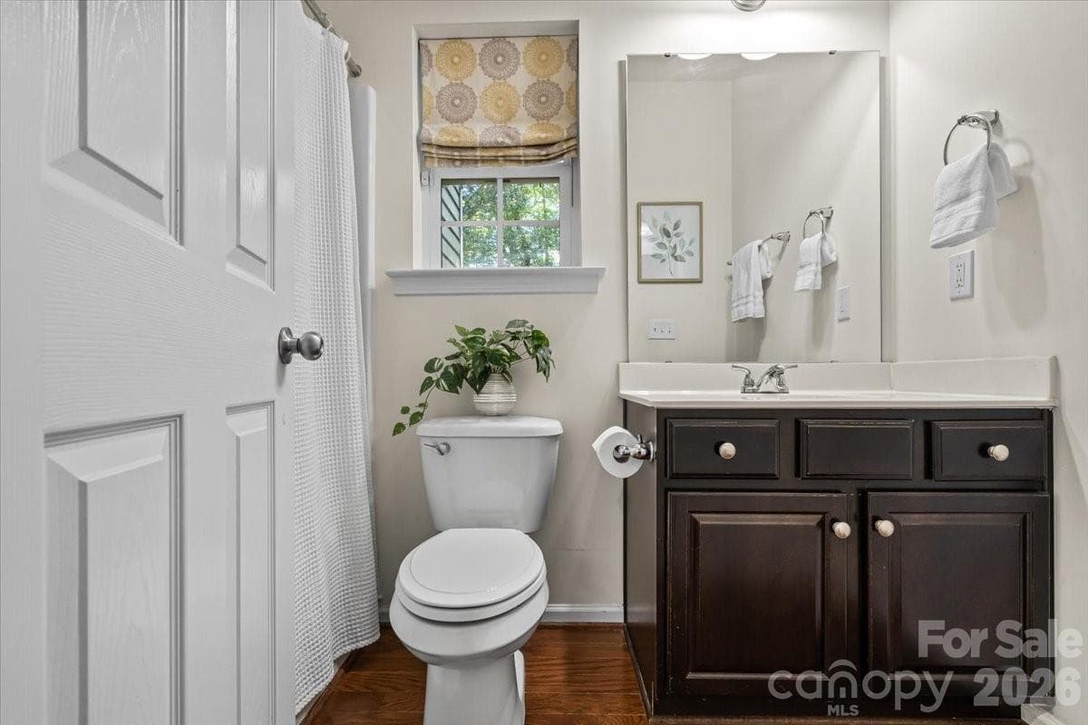 Single Family Residence at 1135 Brookdale Lane, Stanley, photo 19 of 47