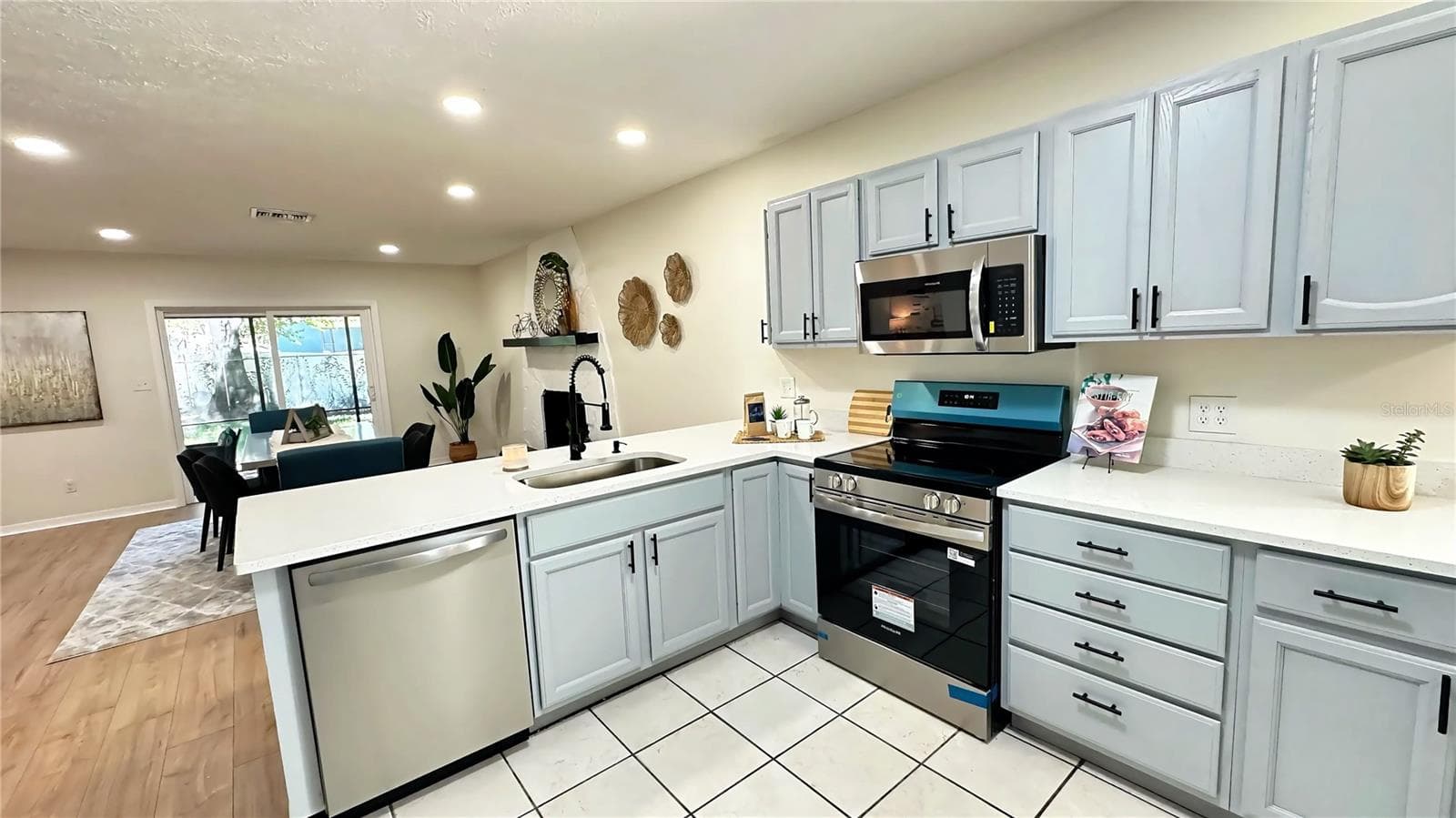 Single Family Residence at 22360 STILLWOOD DR, LAND O LAKES, photo 31 of 53