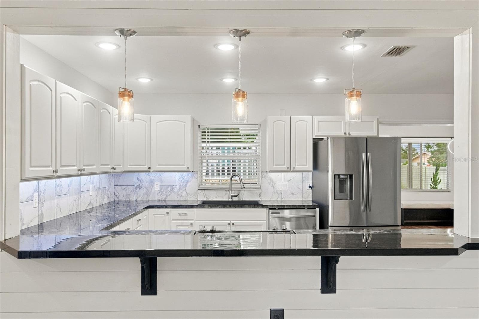 Kitchen - 930 DORA AVE, TAVARES