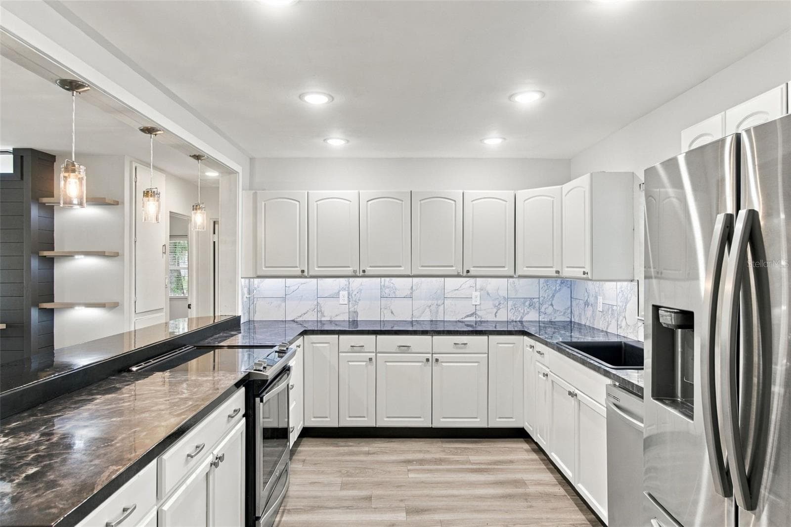 Kitchen - 930 DORA AVE, TAVARES