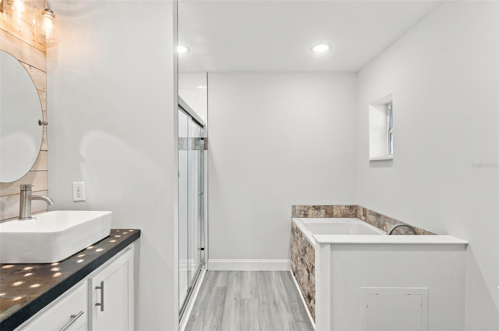 Primary Bath - 930 DORA AVE, TAVARES