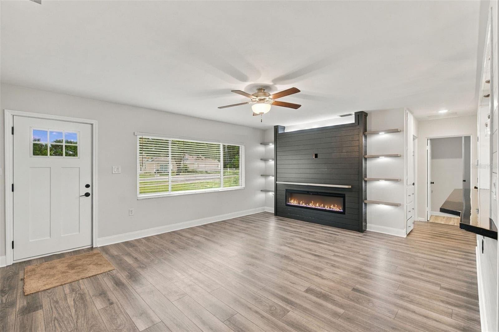 Living Room - 930 DORA AVE, TAVARES