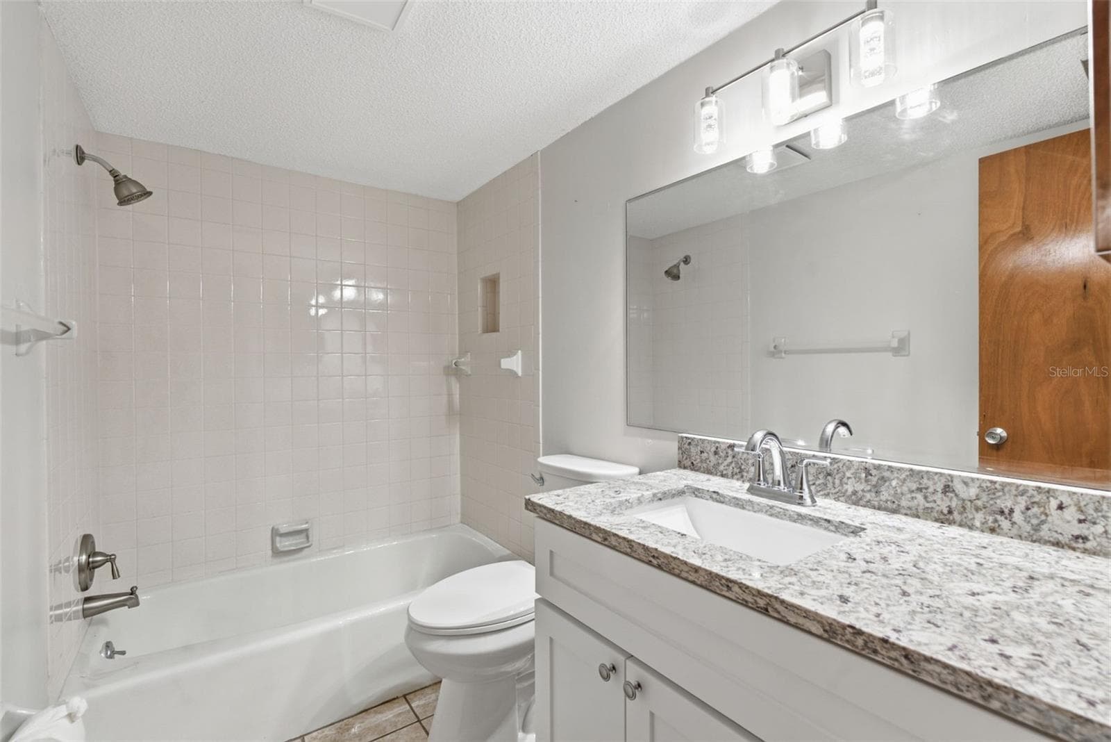 Condominium at 3981 MACEACHEN BLVD #330, SARASOTA, photo 27 of 42