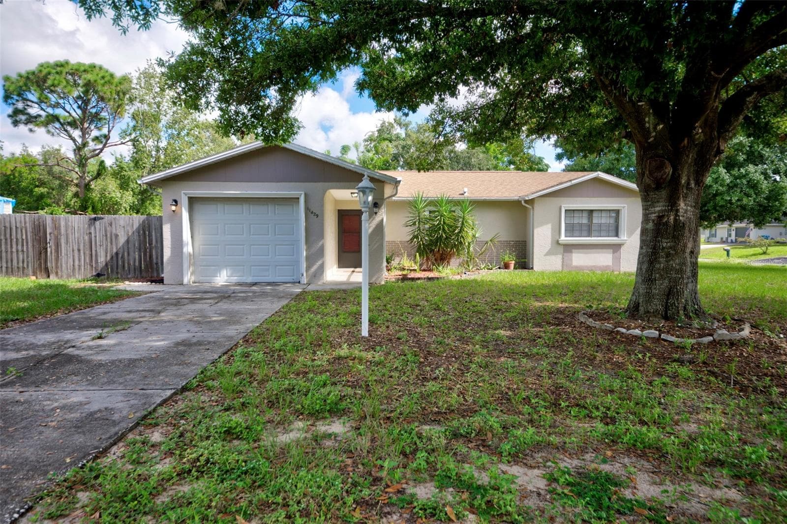 Single Family Residence at 11429 ADELIA ST, SPRING HILL, photo 7 of 58