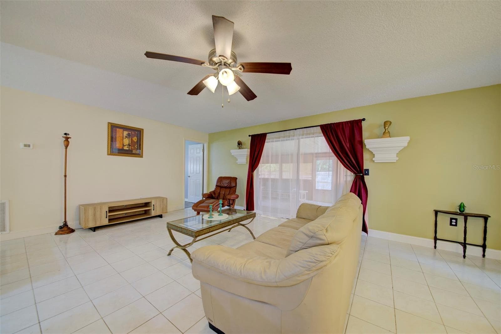 Single Family Residence at 11429 ADELIA ST, SPRING HILL, photo 19 of 58