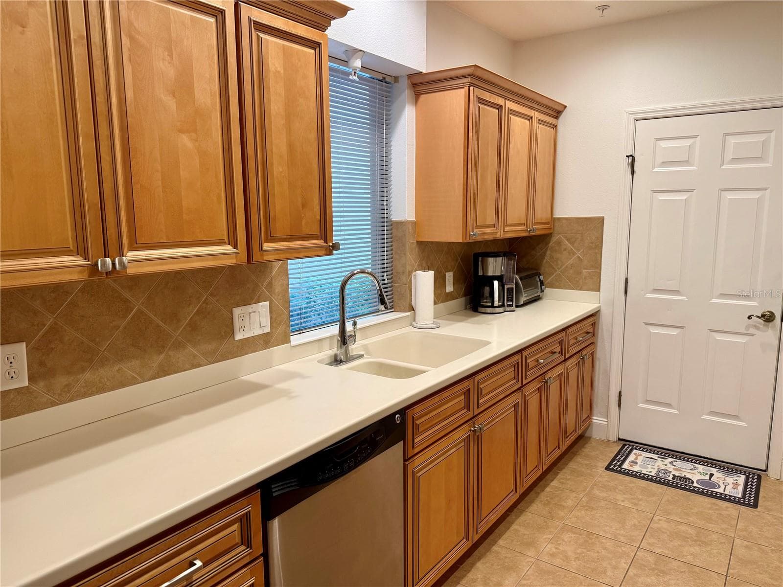 Condominium at 4040 OVERTURE CIR #478, BRADENTON, photo 11 of 48