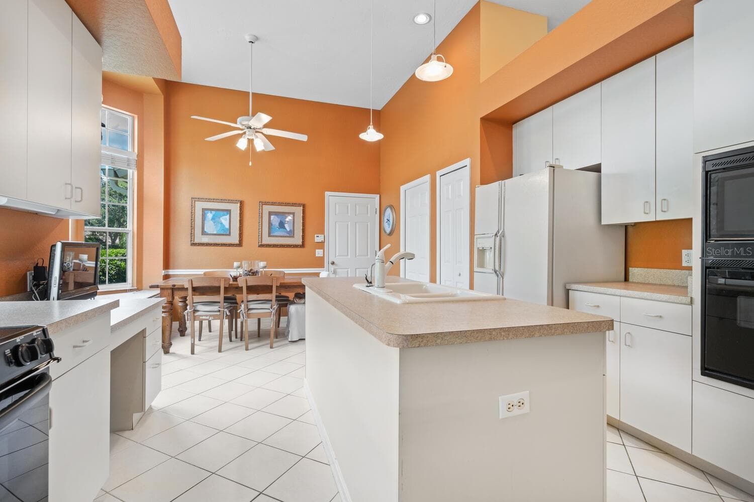 Single Family Residence at 4374 MIRABELLA CIR, BRADENTON, photo 19 of 71