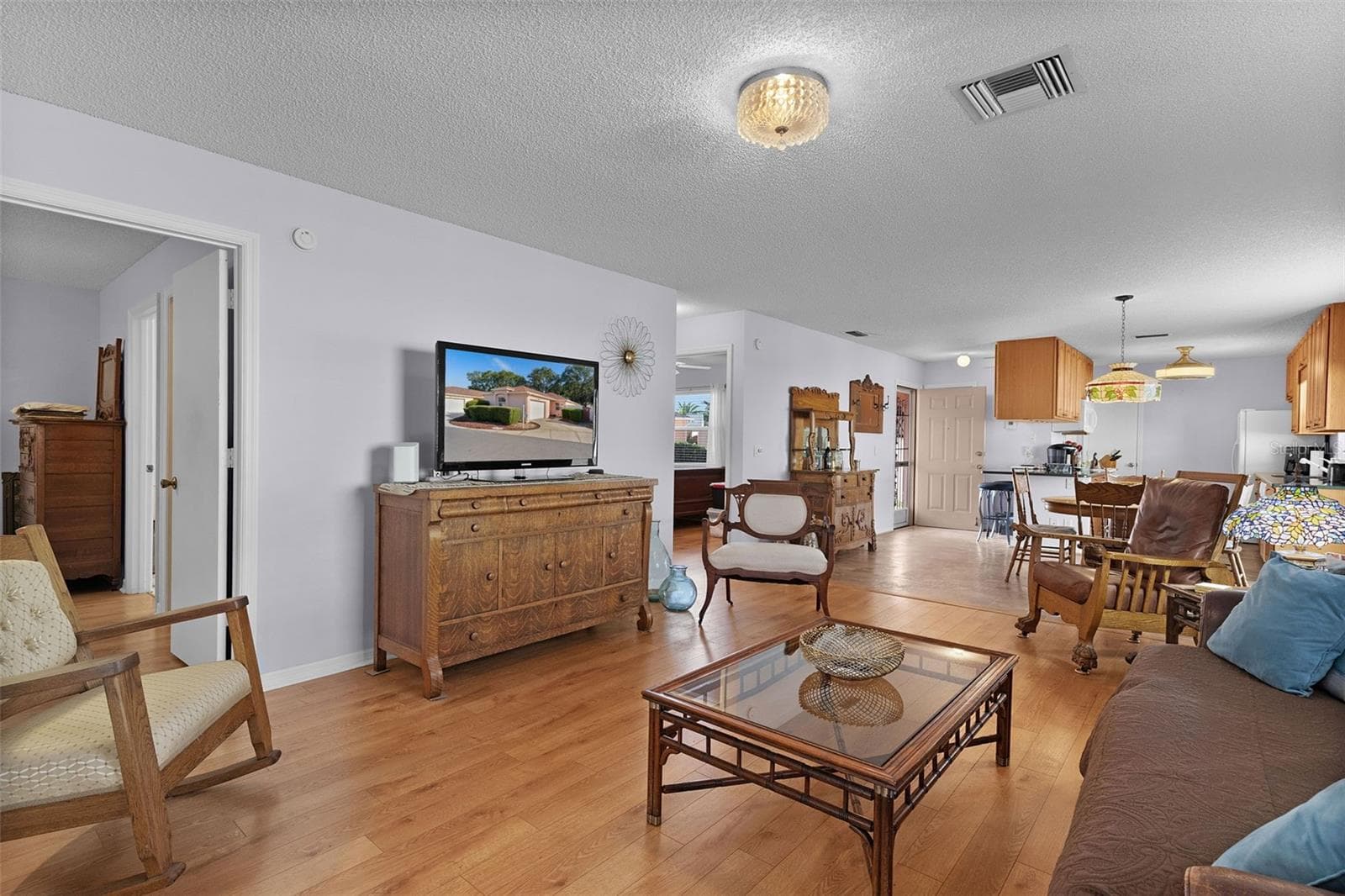 Single Family Residence at 965 AVALON AVE, THE VILLAGES, photo 16 of 27