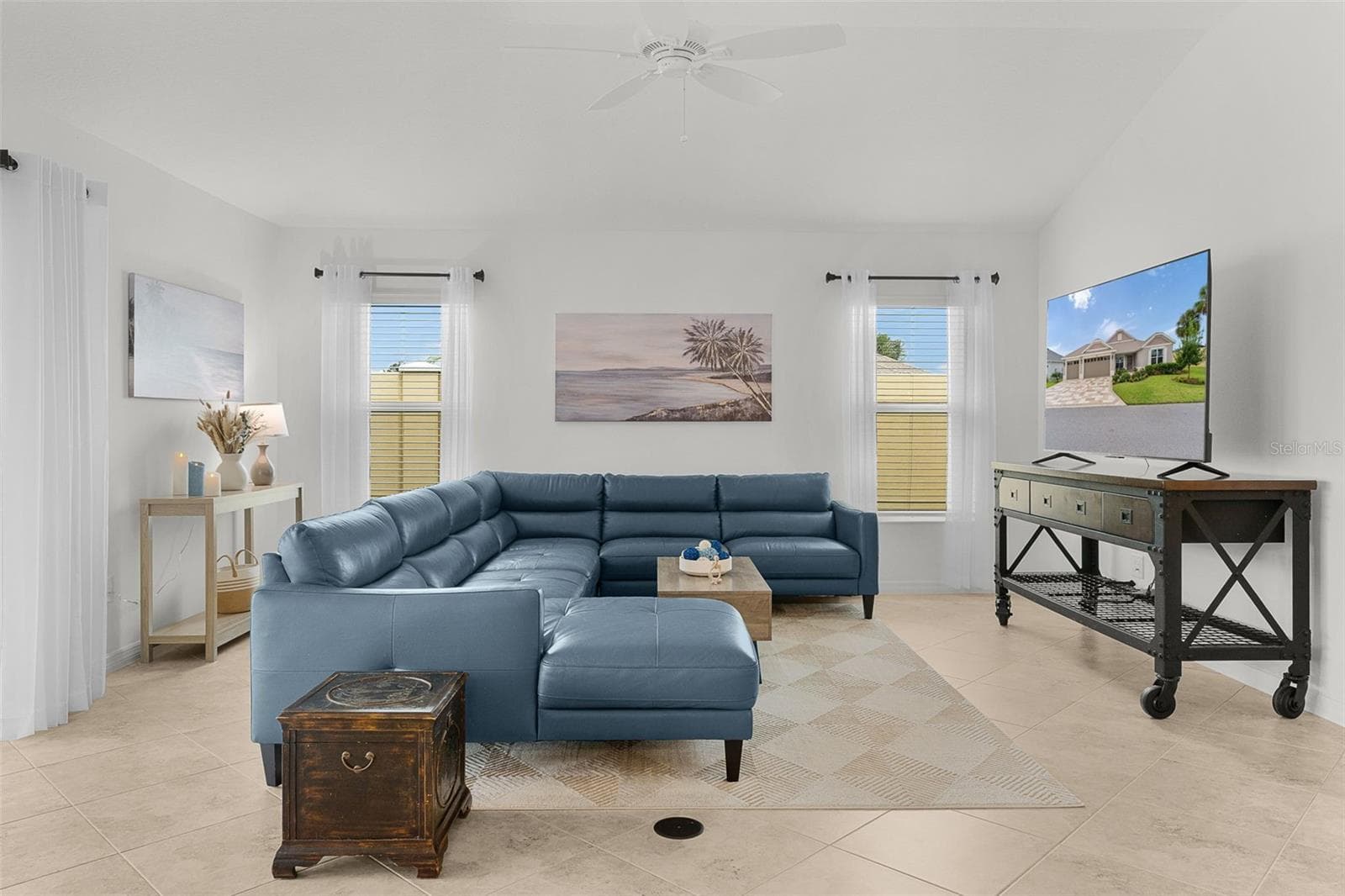 Single Family Residence at 4305 TIEDEMANN LOOP, THE VILLAGES, photo 11 of 59