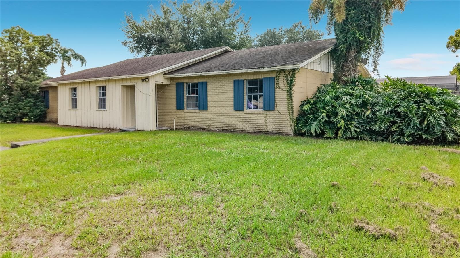 Single Family Residence at 5310 NADINE ST, ORLANDO, photo 8 of 59