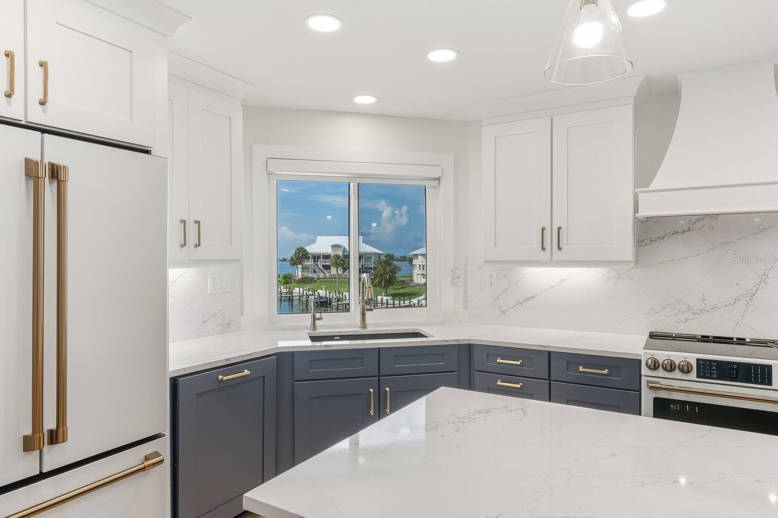 Redesigned Kitchen - 11000 PLACIDA RD #1073, PLACIDA