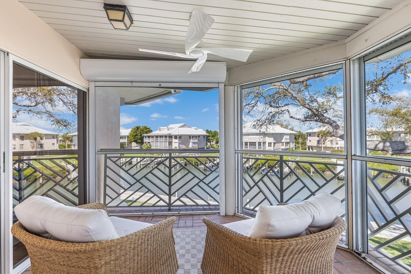 Rear screened porch - 11000 PLACIDA RD #1073, PLACIDA
