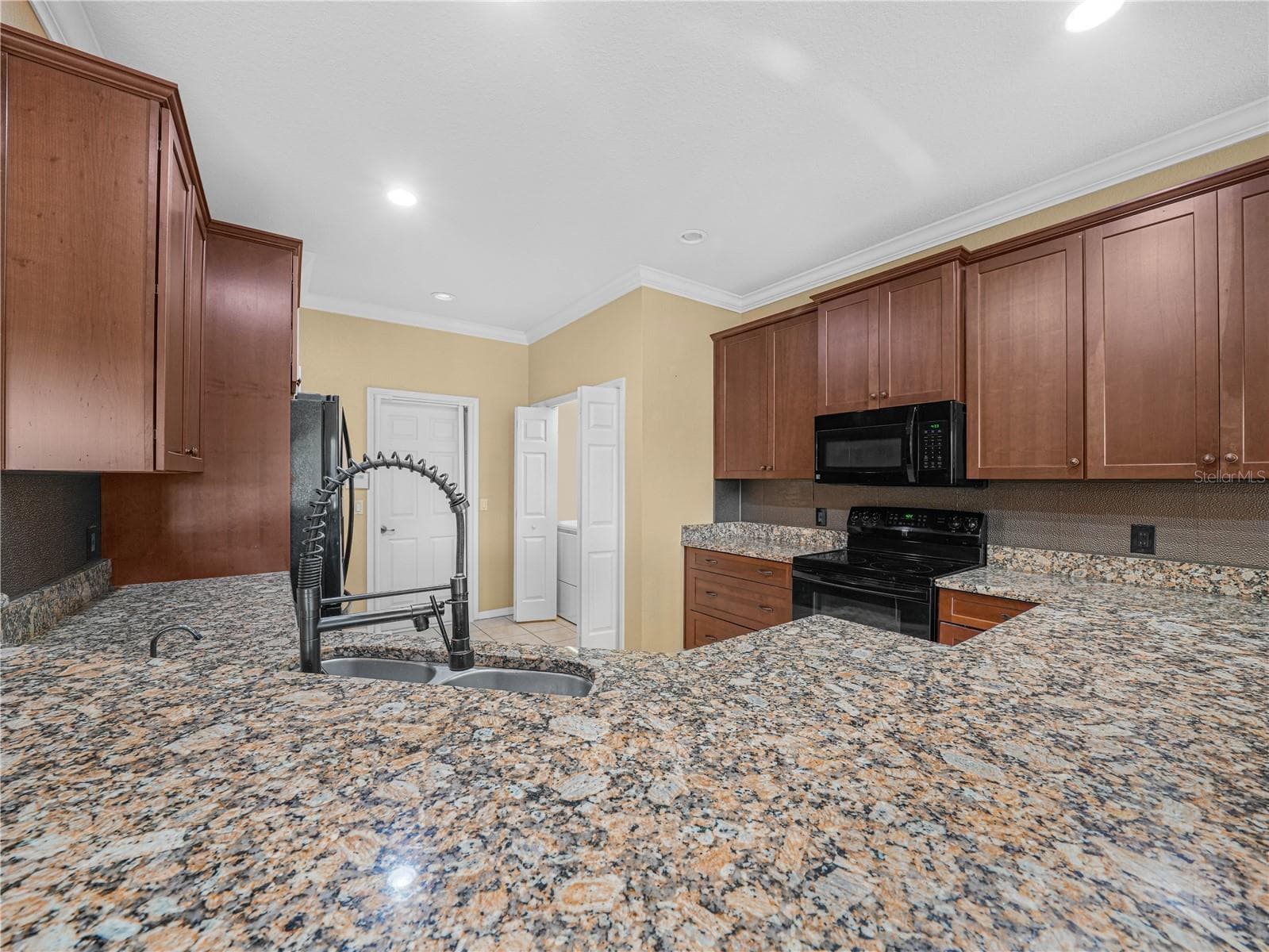 Single Family Residence at 4028 PHOENICIAN WAY, WINTER HAVEN, photo 10 of 67