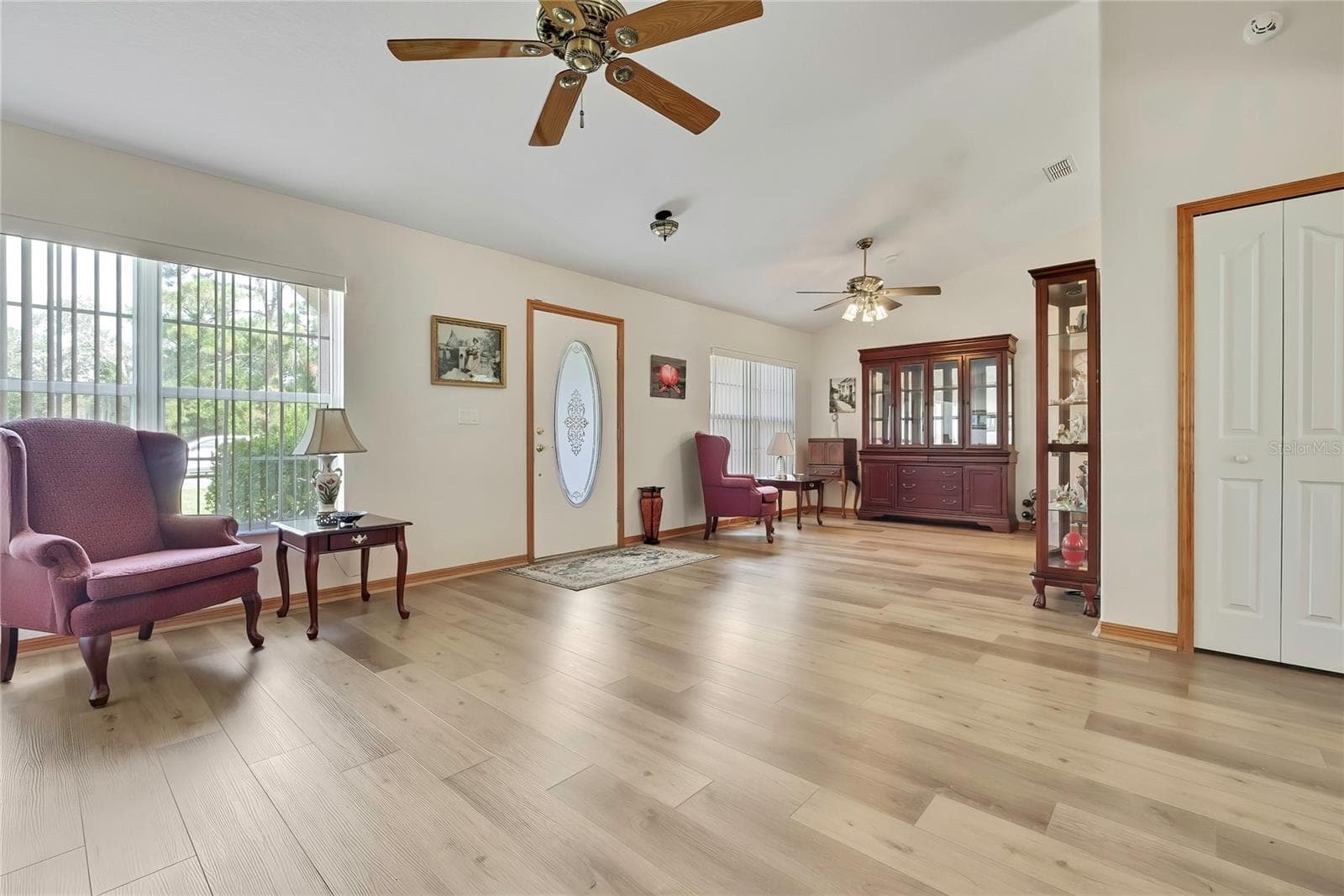 Entrance:Living Room and Dining Room - 4583 GONDOLIER RD, SPRING HILL