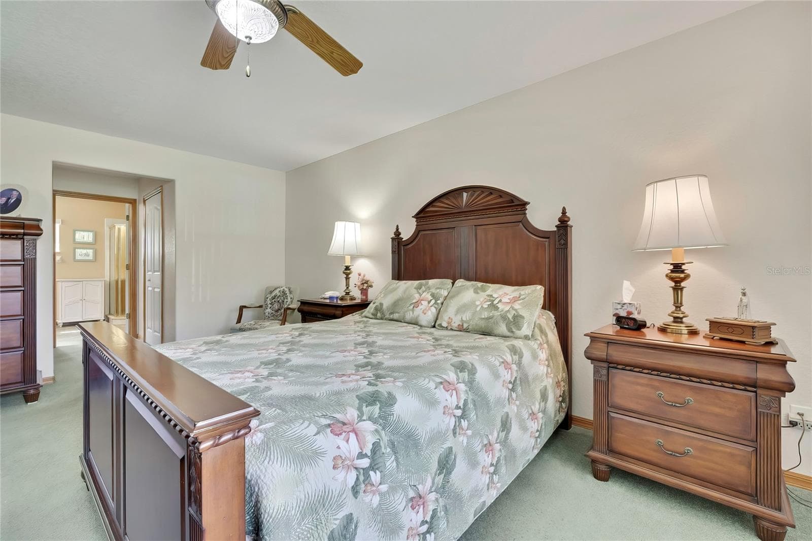 Primary Bedroom with ensuite - 4583 GONDOLIER RD, SPRING HILL