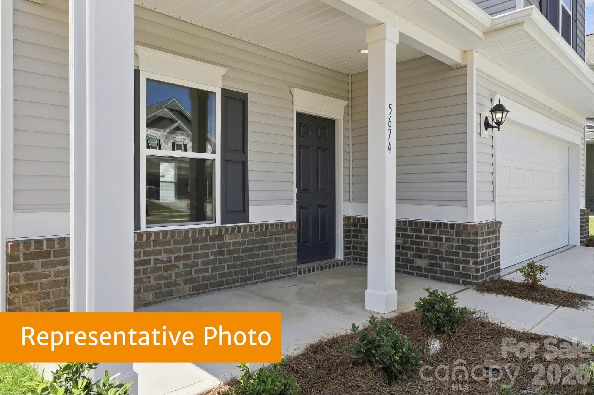 Single Family Residence at 616 Rowe Crossing Drive, Newton, photo 3 of 27