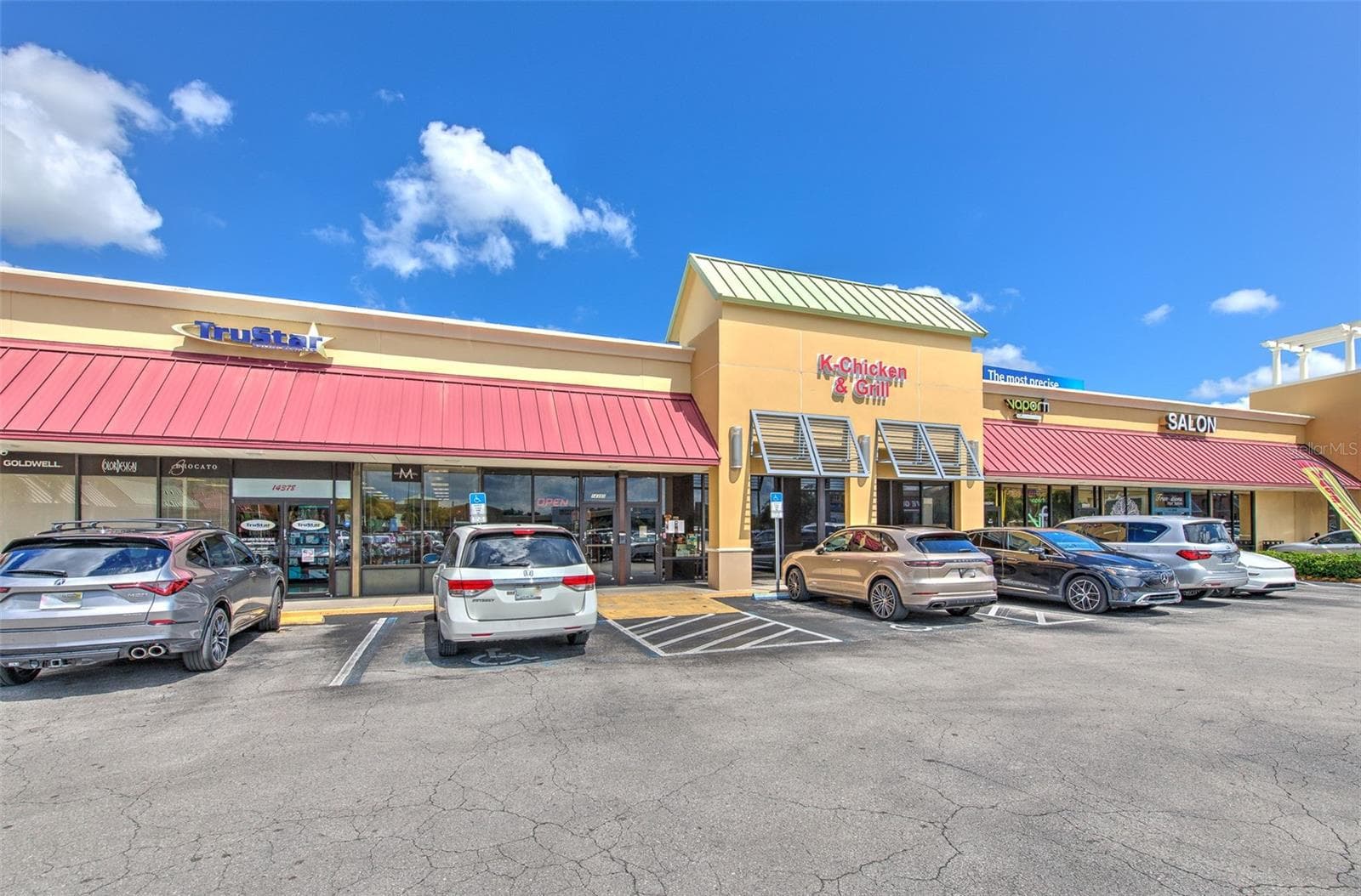 14380 N DALE MABRY