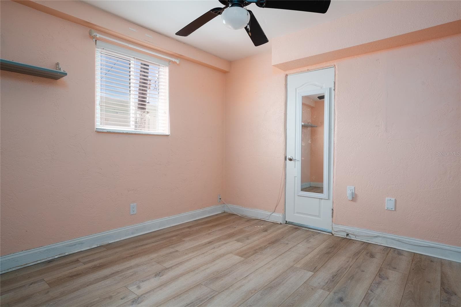 Guest bedroom with ensuite! - 10 OCEAN EDGE DR, ORMOND BEACH