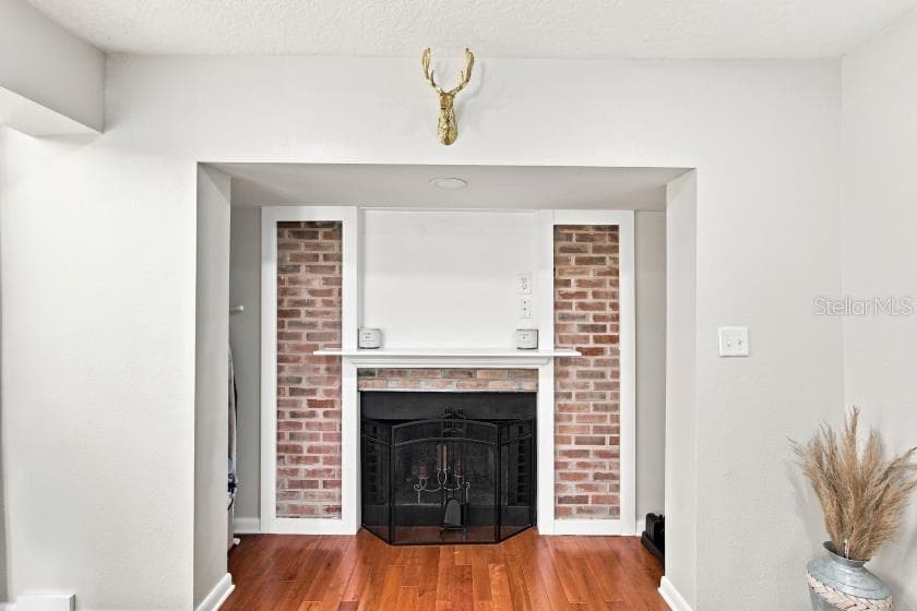 Single Family Residence at 2313 CARROLL PL, TAMPA, photo 9 of 35