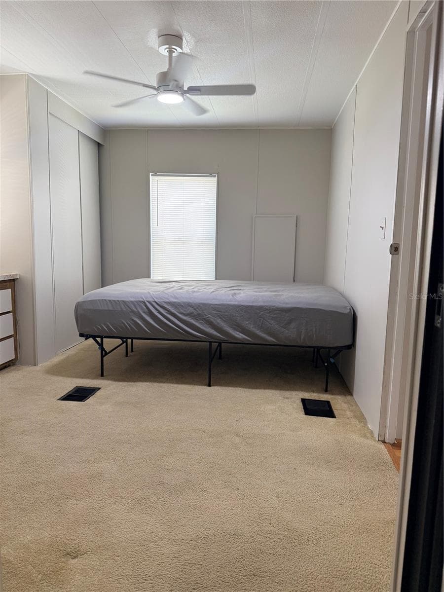 Bedroom 1 - 427 CENTER CREST BLVD, DAVENPORT