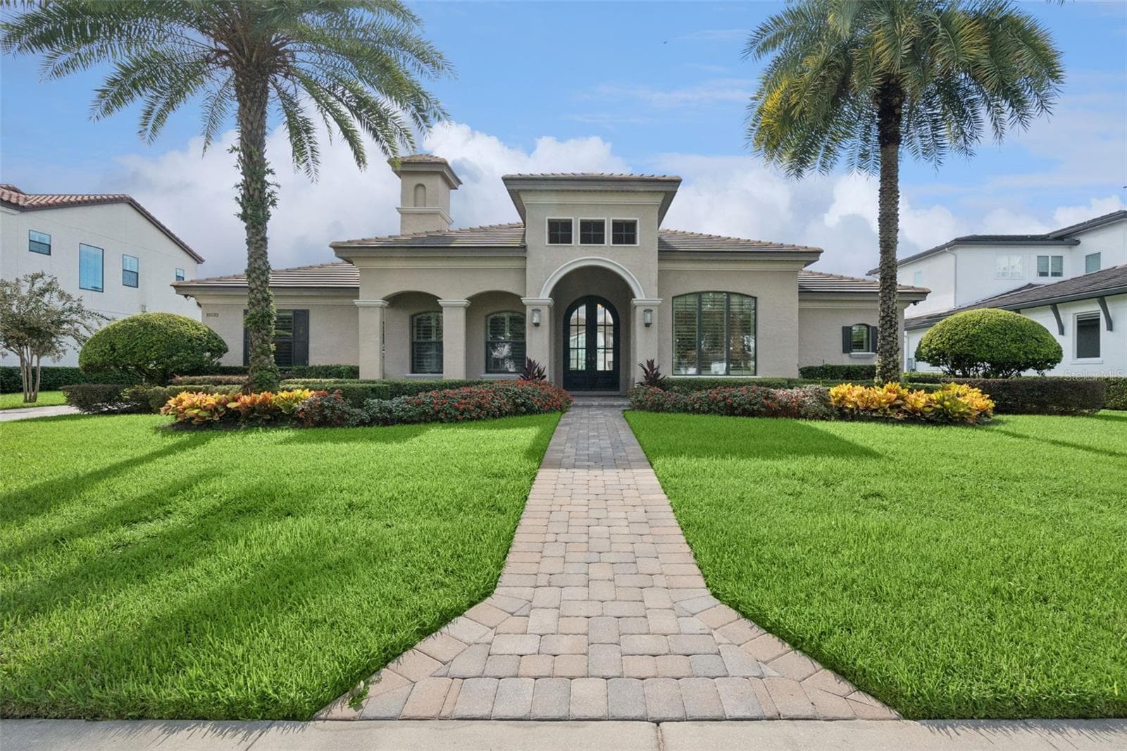 11532 WATERSTONE LOOP DR