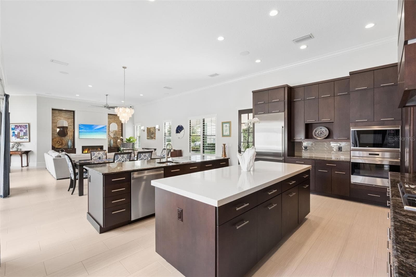 Single Family Residence at 11532 WATERSTONE LOOP DR, WINDERMERE, photo 14 of 74