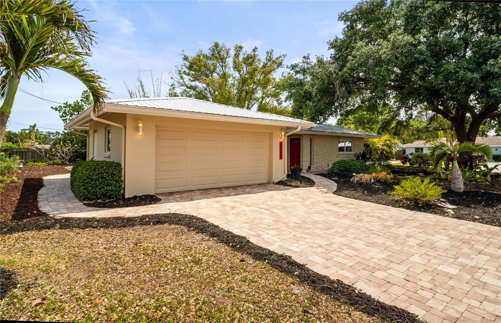 6512 BOWLINE DR
