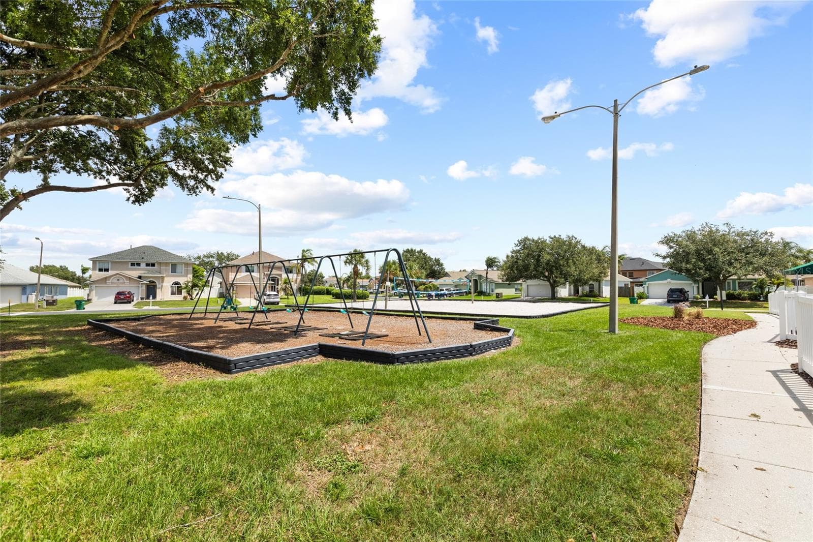 Basketball Court - 25500 GEDDY DR, LAND O LAKES