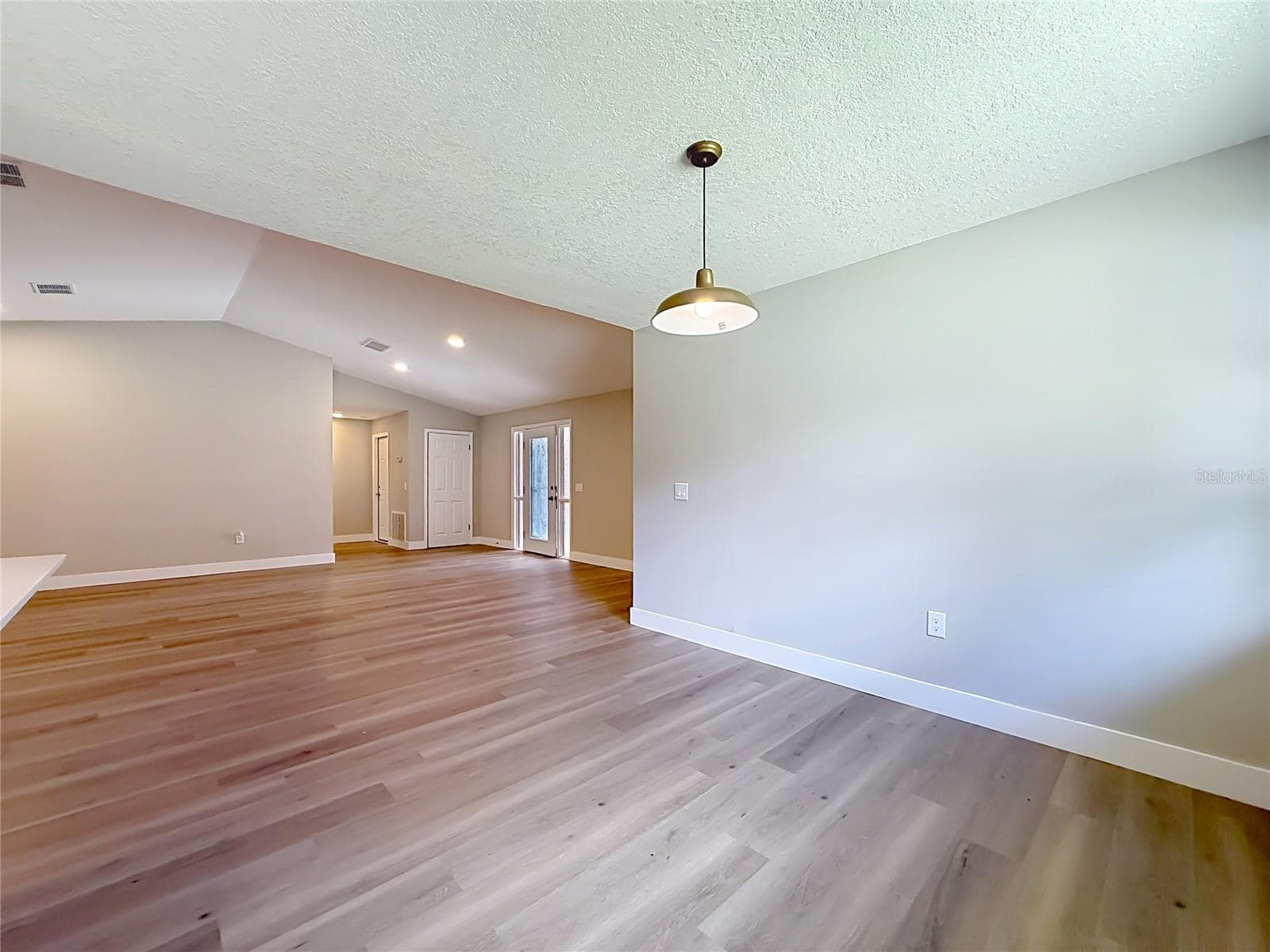 Single Family Residence at 5685 E SHADY ACRES DR, INVERNESS, photo 15 of 47