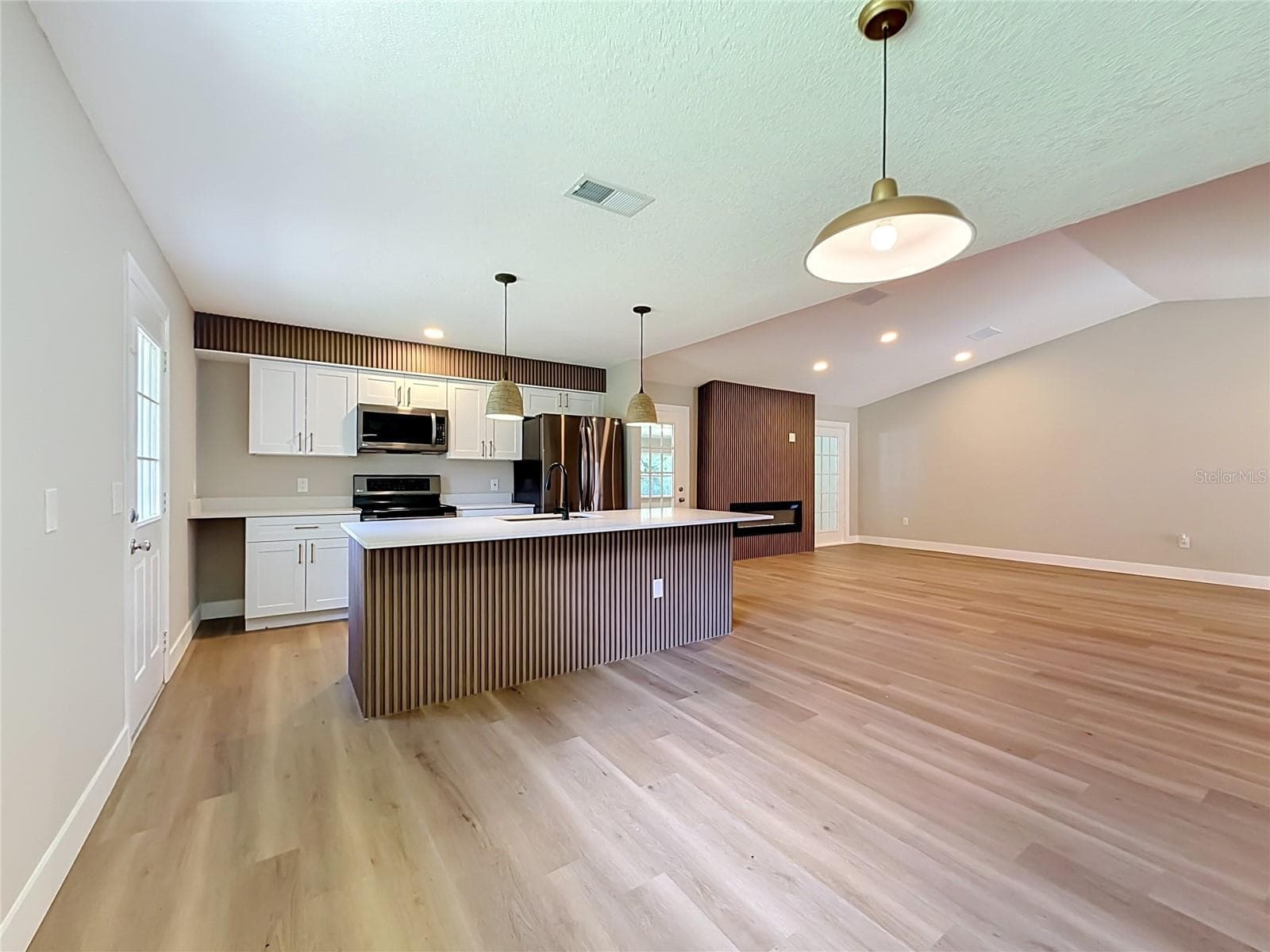 Single Family Residence at 5685 E SHADY ACRES DR, INVERNESS, photo 16 of 47