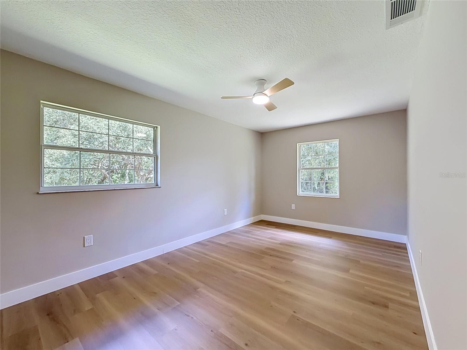 Single Family Residence at 5685 E SHADY ACRES DR, INVERNESS, photo 20 of 47