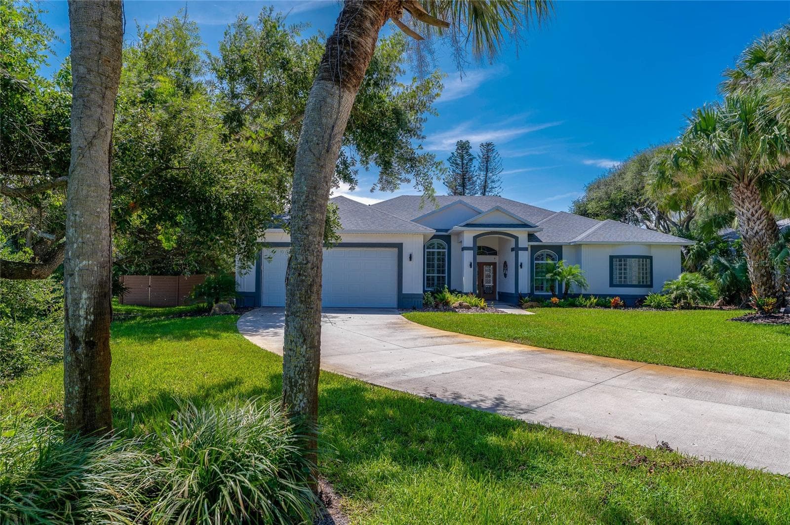 14 KELLY BEA CT