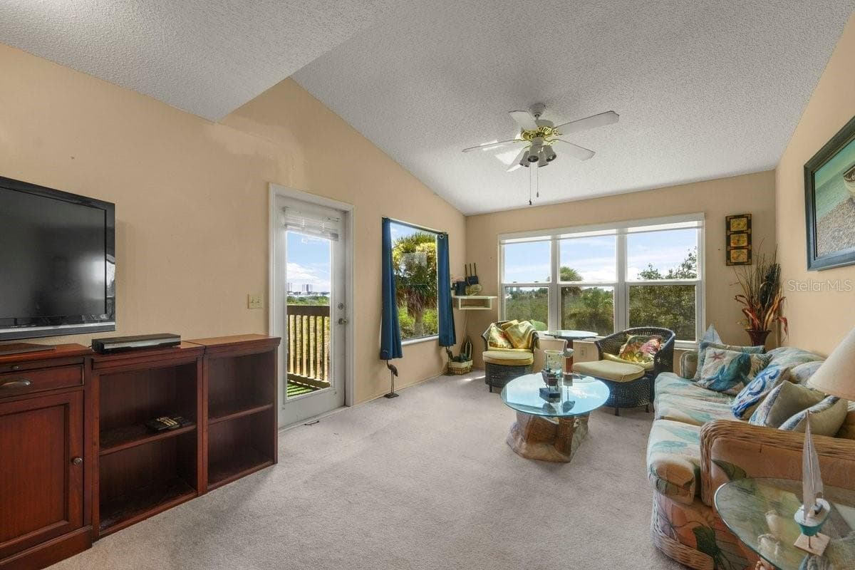 Condominium at 1401 S PALMETTO AVE #622, DAYTONA BEACH, photo 3 of 39