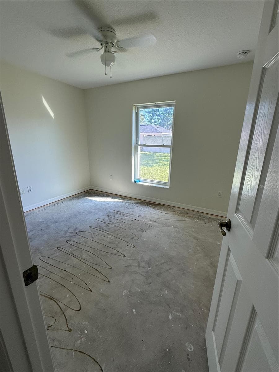 Single Family Residence at 32 RAELAND LN, PALM COAST, photo 21 of 24