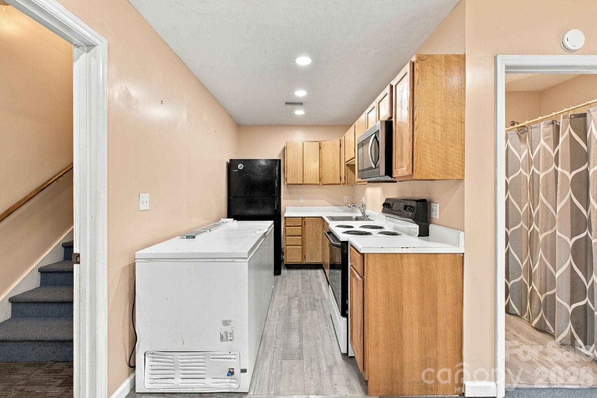2nd kitchen (located in the basement) - 1345 Shirebourn None, Hickory