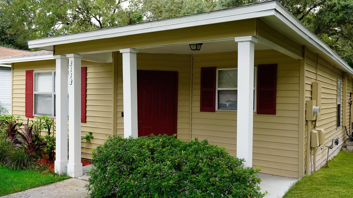 Single Family Residence at 3113 GORDON CT, TAMPA, photo 8 of 45