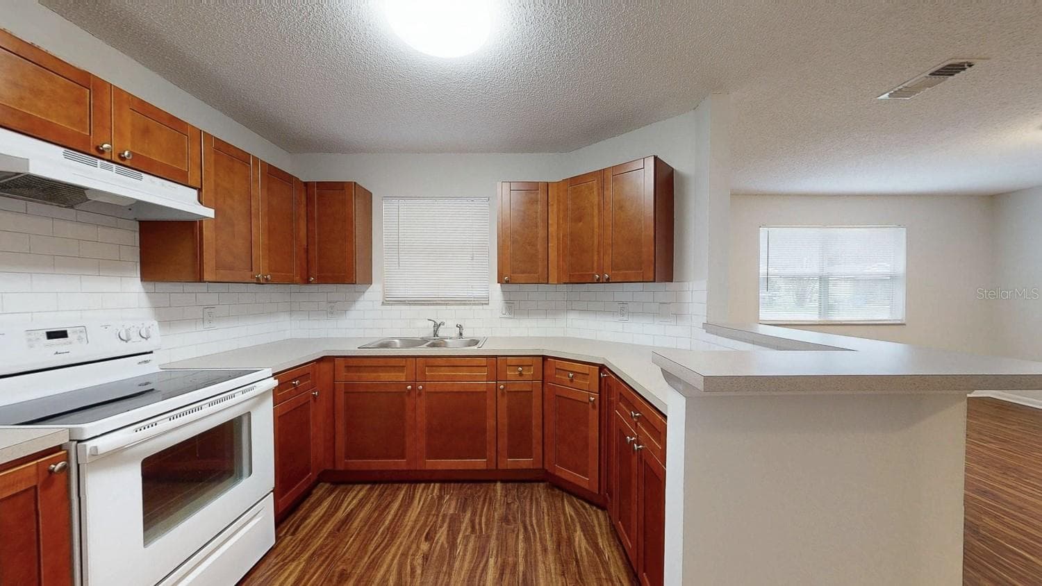 Single Family Residence at 3113 GORDON CT, TAMPA, photo 21 of 45