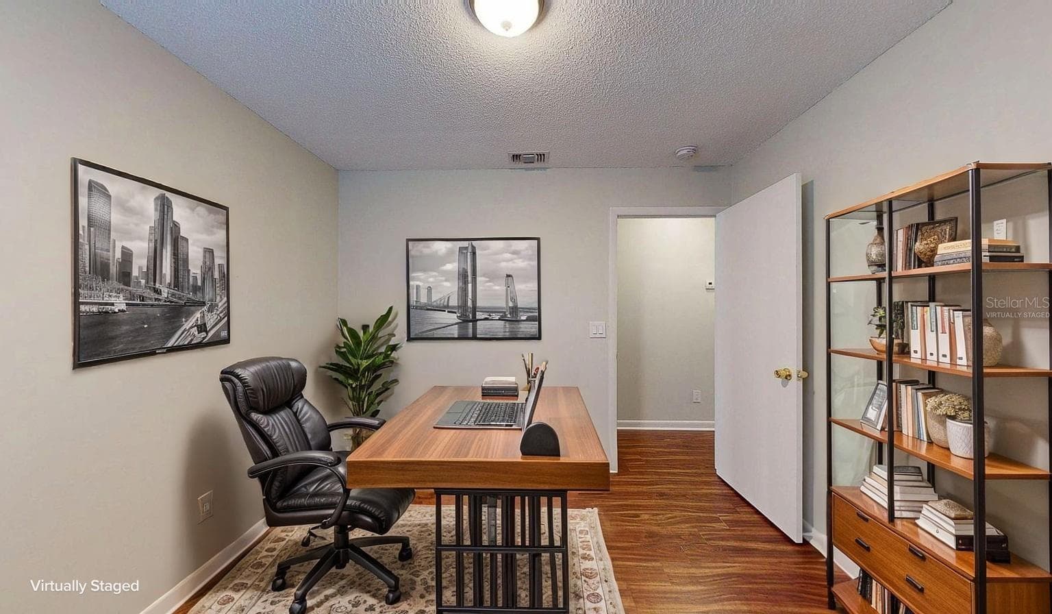 Virtually Staged - 3113 GORDON CT, TAMPA