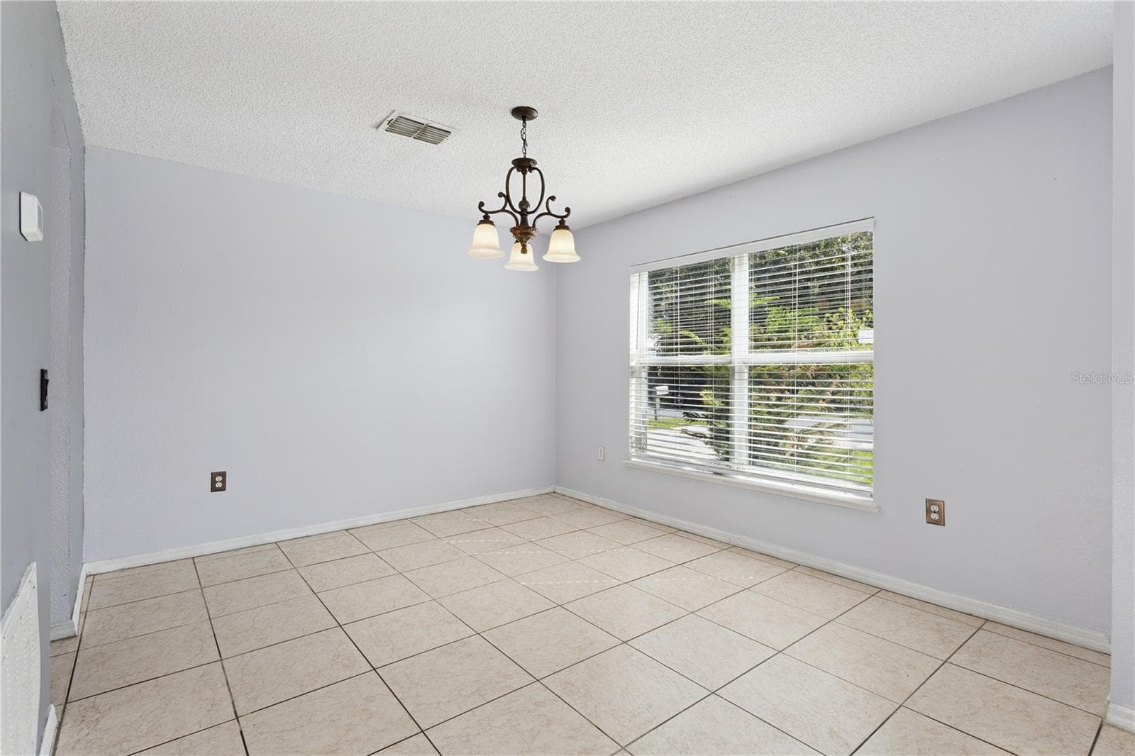 Single Family Residence at 602 ROSARO CT, KISSIMMEE, photo 8 of 42