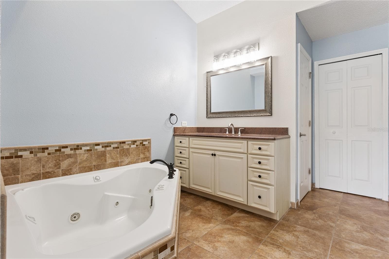 Single Family Residence at 602 ROSARO CT, KISSIMMEE, photo 25 of 42