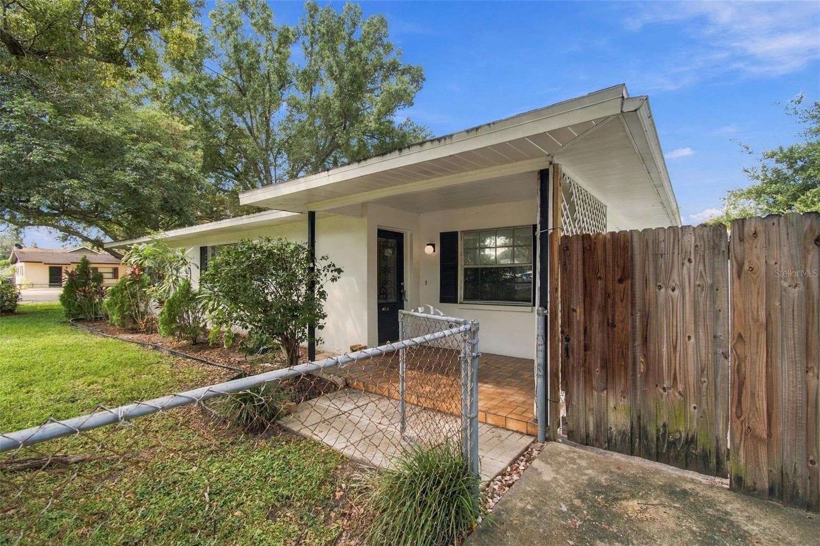 Duplex at 2801 BURTS AVE, TAMPA, photo 2 of 53